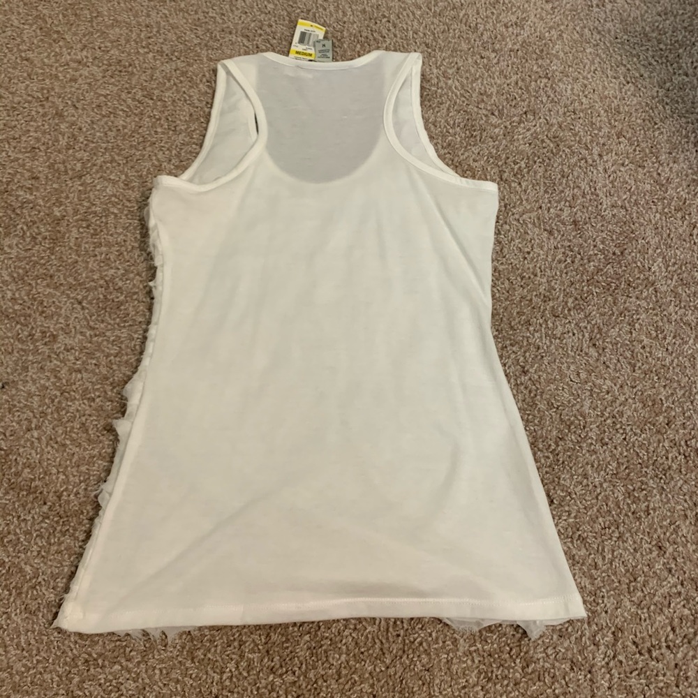 NWT WHITE RUFFLE DETAILED TANK - Picture 4 of 4